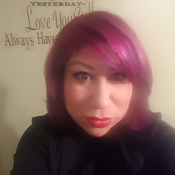 Meet your Posher, Sonia - Picture 1 of 1